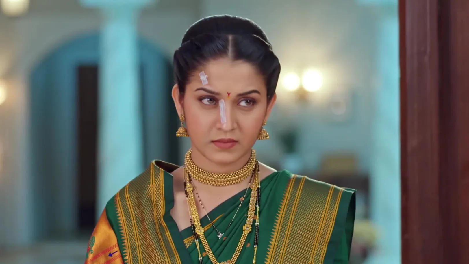 Atharva and Meera Perform the Gudi Padwa Puja - Tula Japnar Aahe 