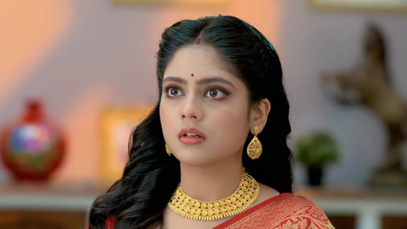 Debolina Shoots Megha - Kusum 