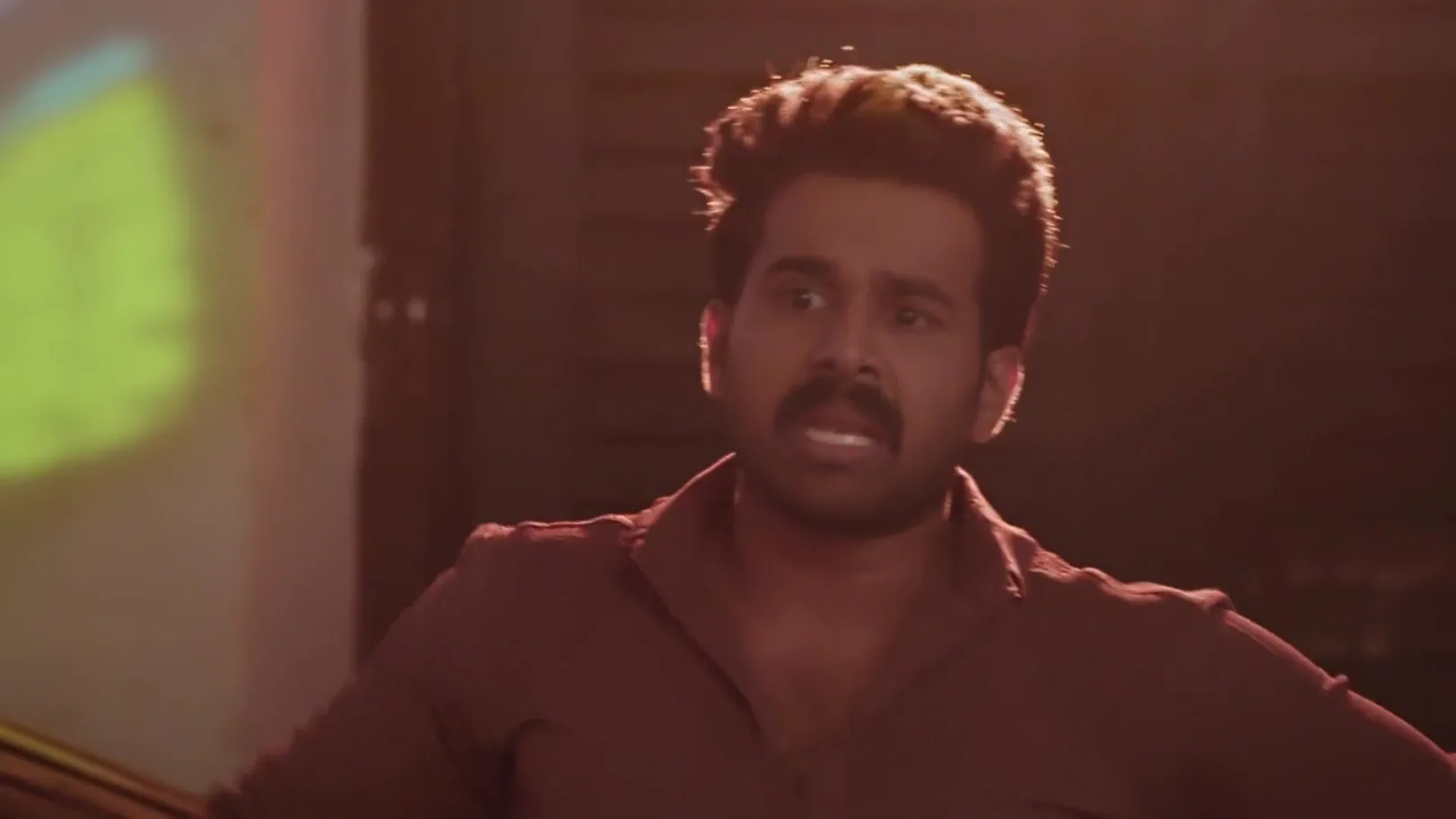 Narendran's Goon Alerts Him - Chembarathy 