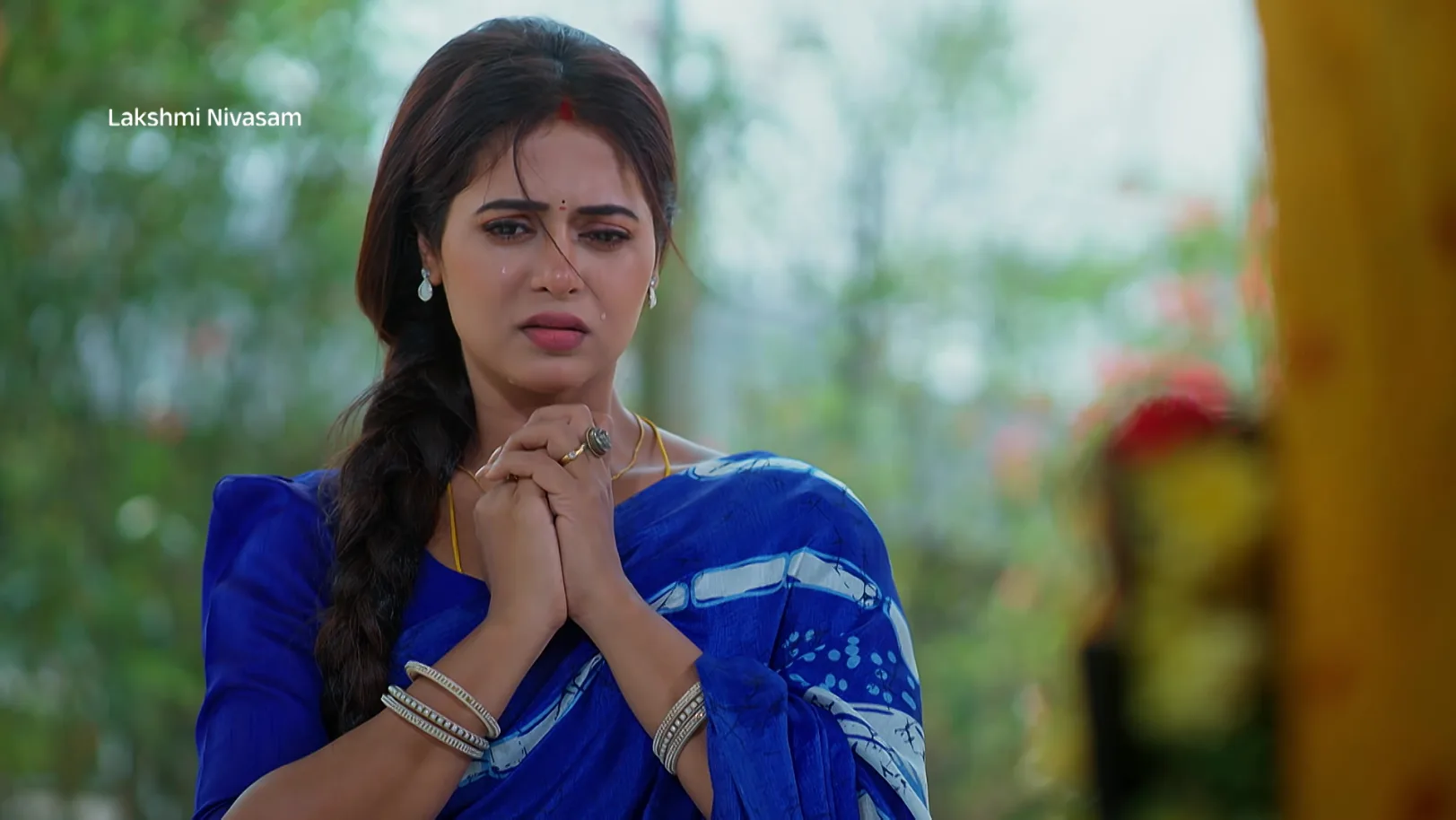 Jahnavi Learns about Lakshmi's Critical Condition - Lakshmi Nivasam - Promo