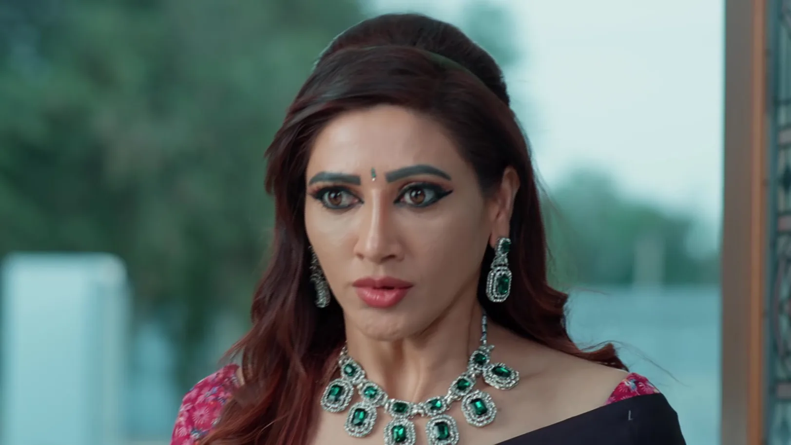 Lakshmi Raave Maa Intiki - April 06, 2026 - Episode Spoiler
