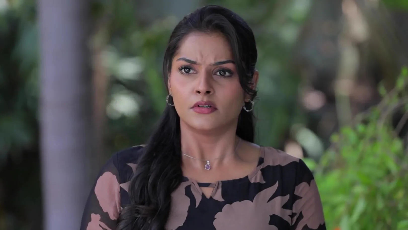 Idhayam - April 04, 2026 - Webisode undefined Webisode