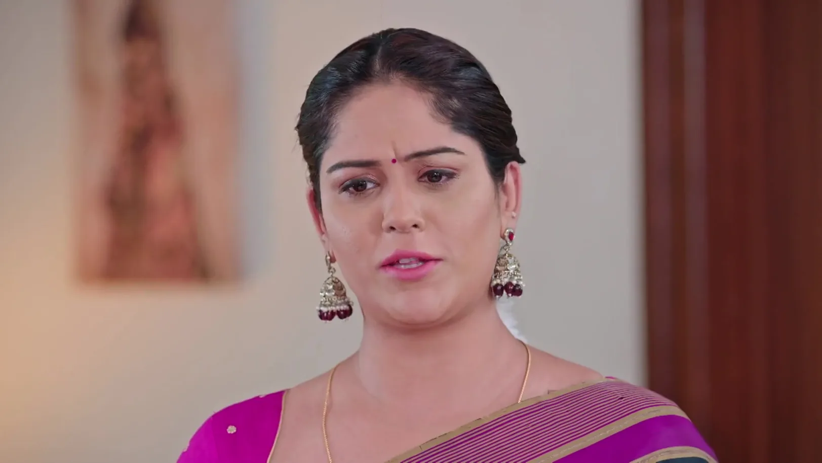 Surendra Teases Veerendranath - Shravani Subramanya 
