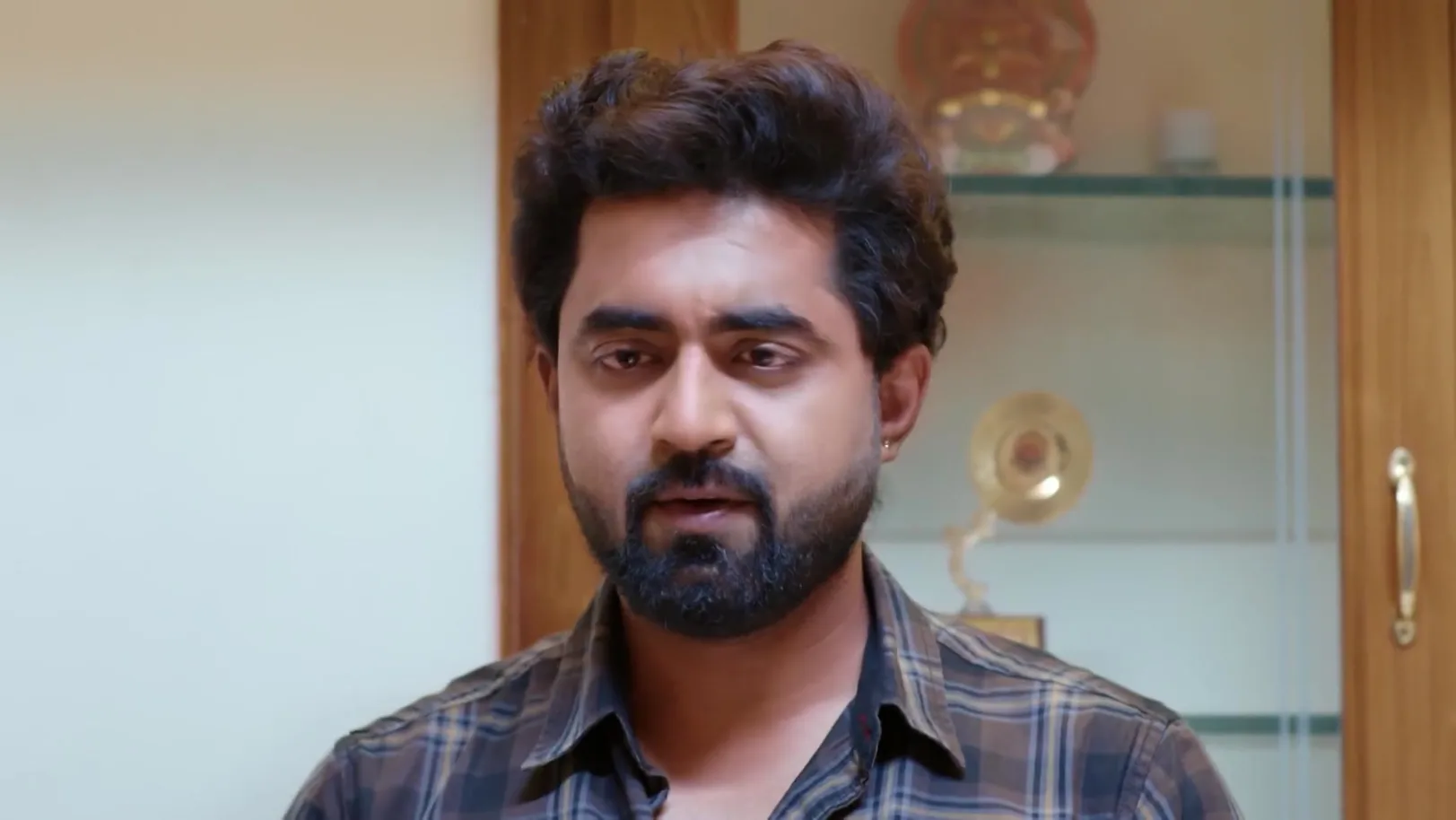 Prathapa Varma Forbids Raju 9th April 2026 Webisode