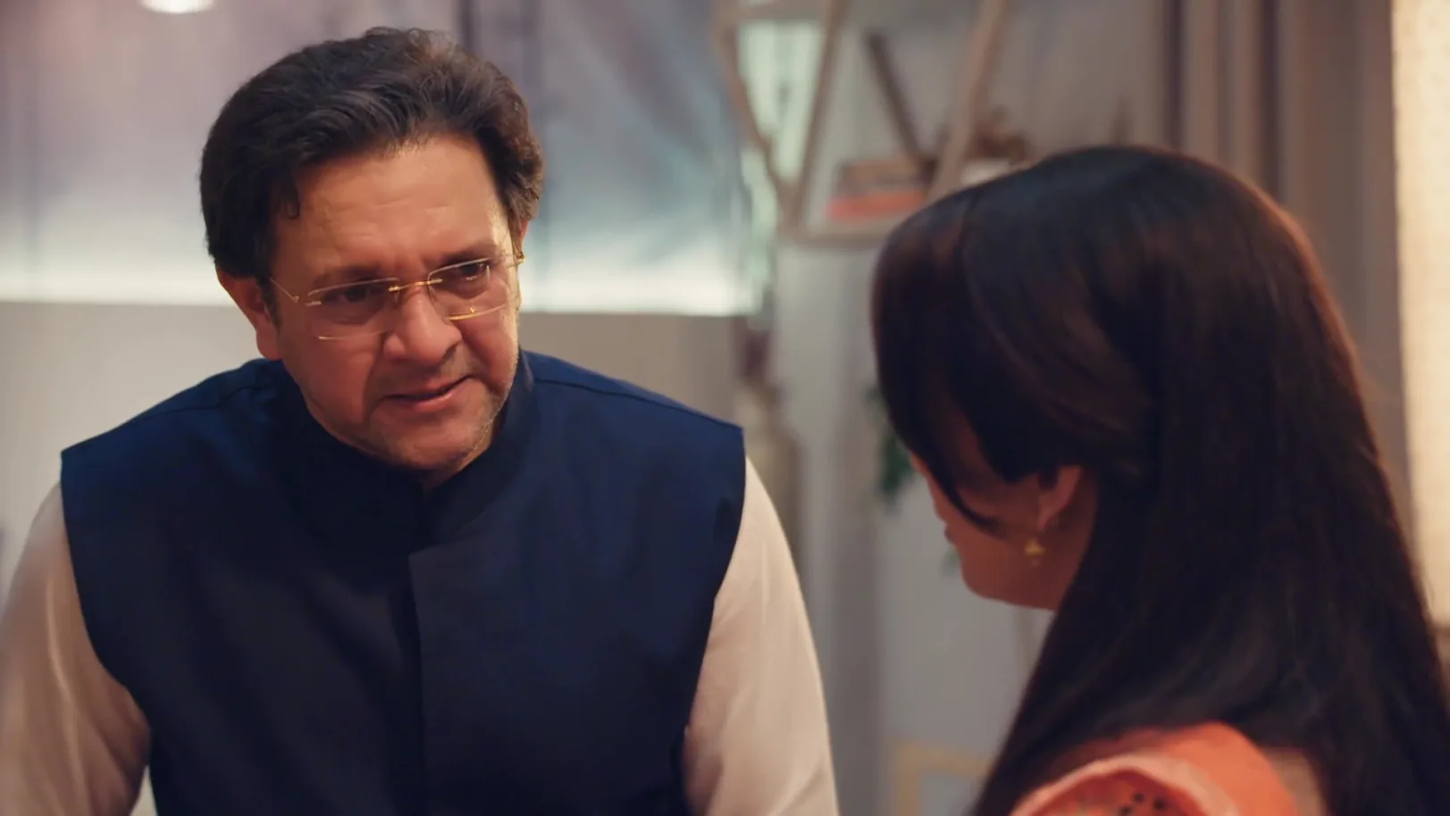 Mahesh Reveals the Truth of the Past to Jagadhatri - Jagadhatri 
