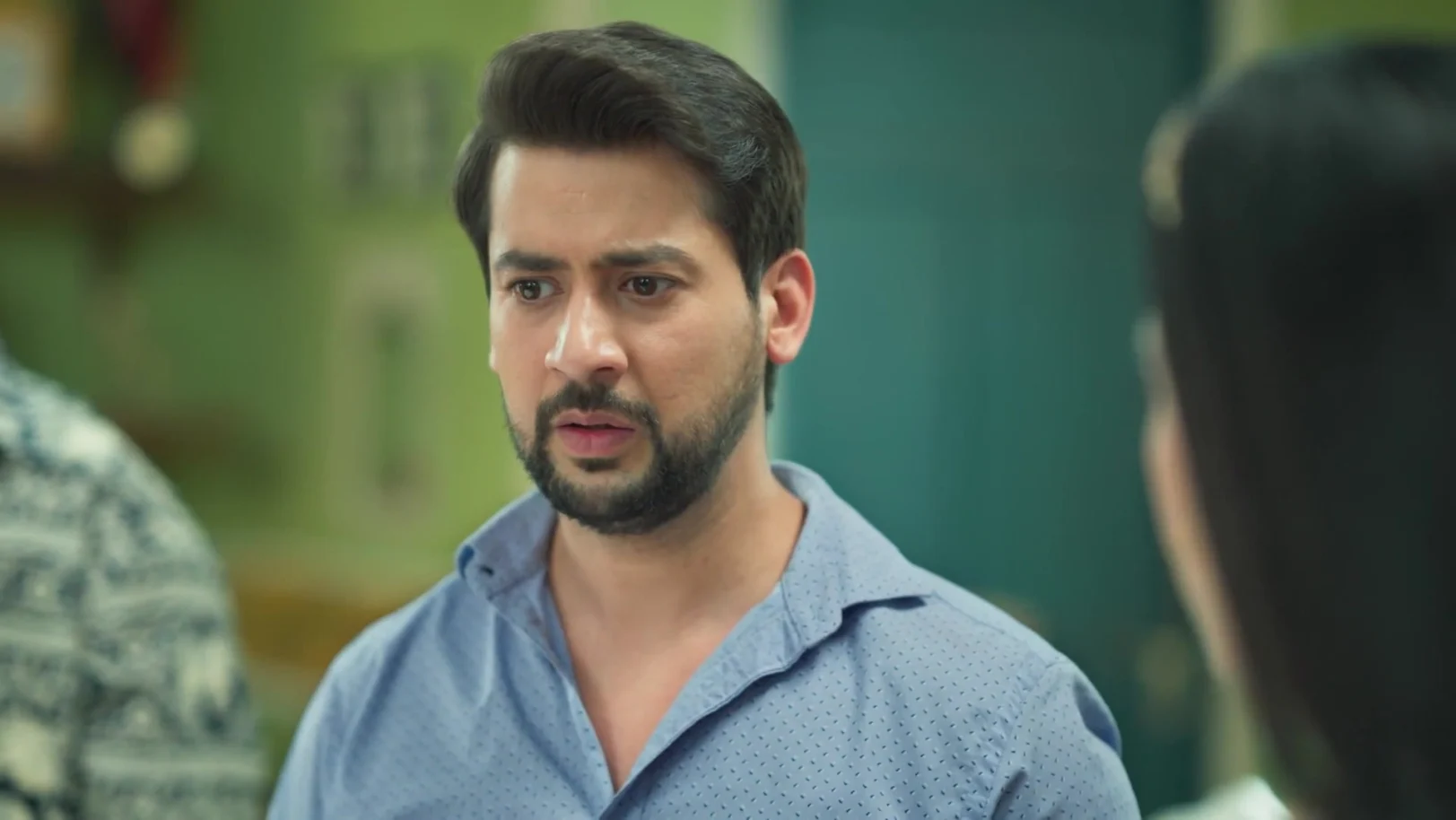 Jeetu Laughs at Saavi and Latika's Words - Gharwali Pedwali 