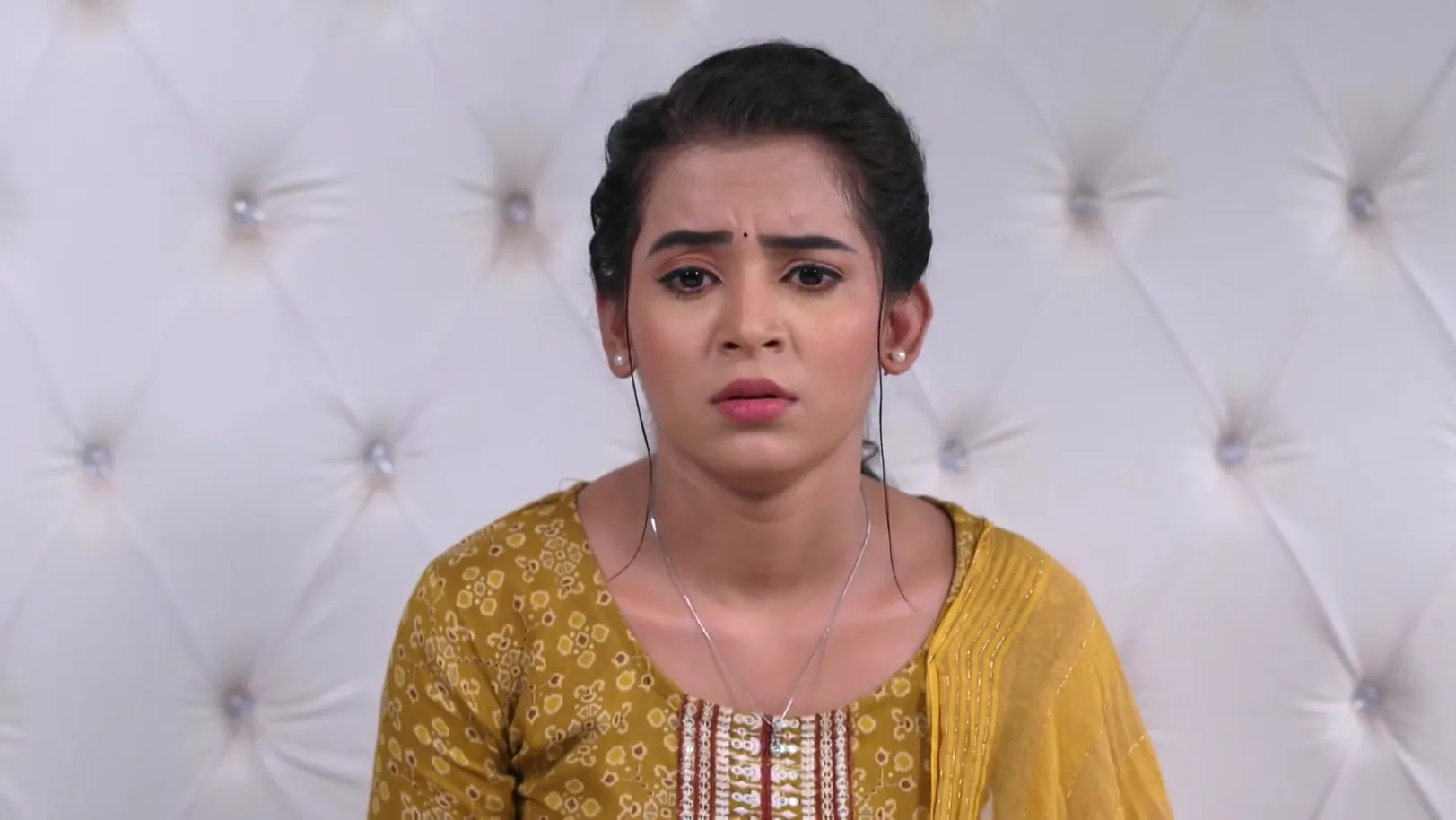 Tu Khara Mun Chaai - April 18, 2026 - Webisode undefined Webisode