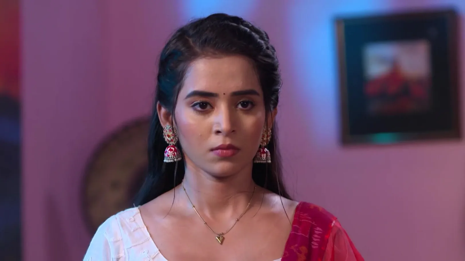 Ragini Worries about Being Exposed 15th April 2026 Webisode