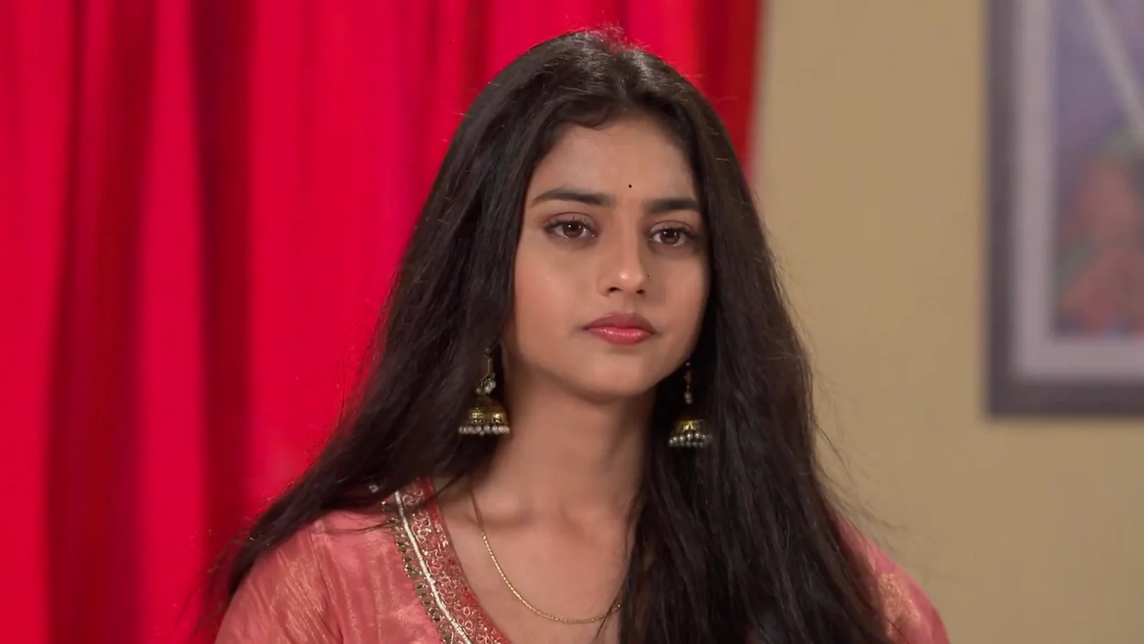 Shraddha's Request for the Police Officer 15th April 2026 Webisode