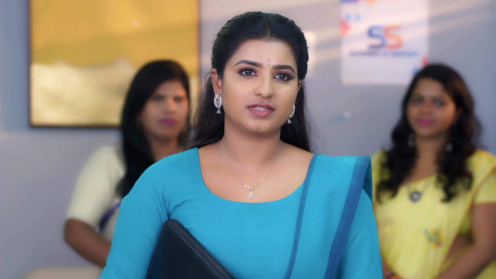 Karthigai Deepam - April 17, 2026 - Episode Spoiler