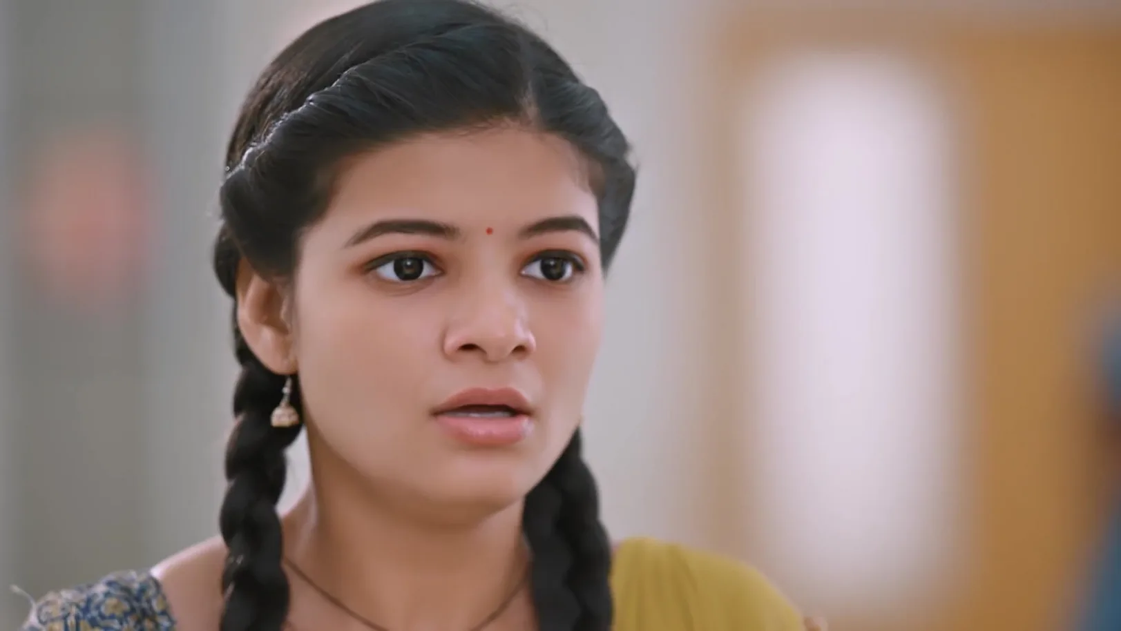 Anika Arrives at the Hospital to Kill Bhola - Saru 