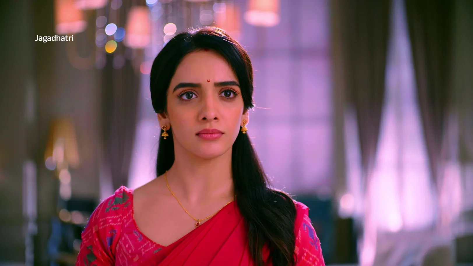 Jagadhatri Accepts Aarti’s Challenge - Jagadhatri - Promo