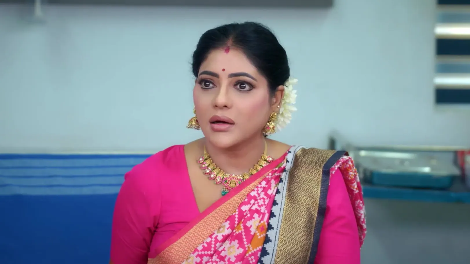 Karthigai Deepam - April 24, 2026 - Webisode 24th April 2026 Webisode