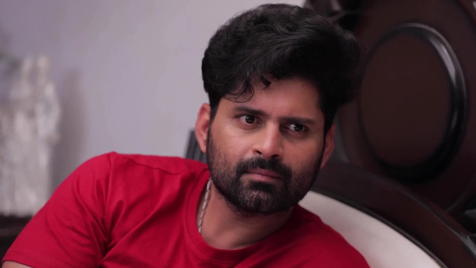 Adithya Stops Aadhi - Idhayam 