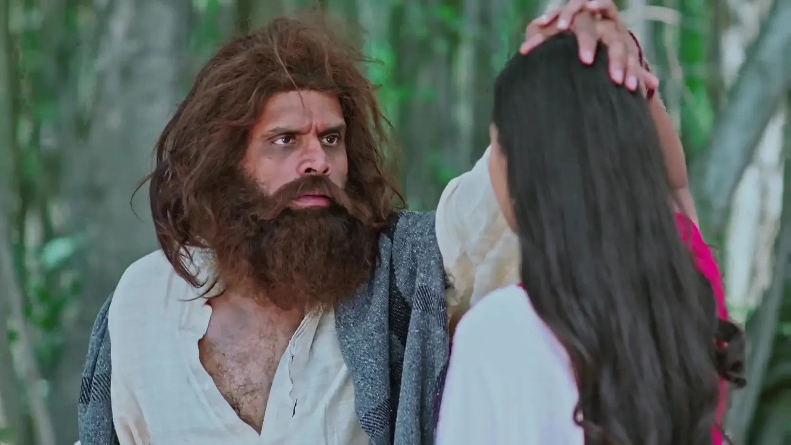 Durga Learns of a Way to Bring Ambika's Spirit Back - Naa Ninna Bidalaare 