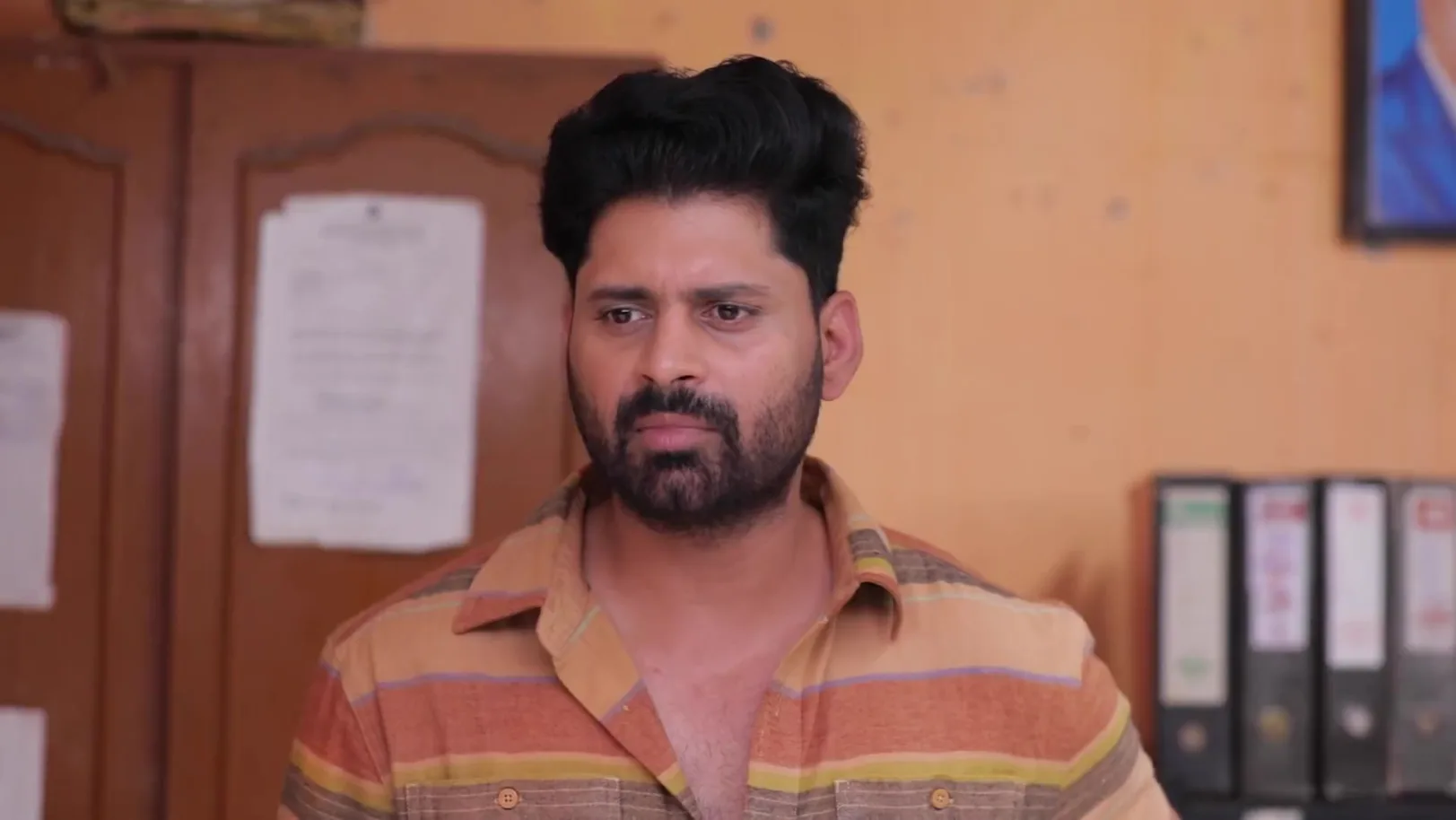 Bharathi Pacifies Tamizh - Idhayam 