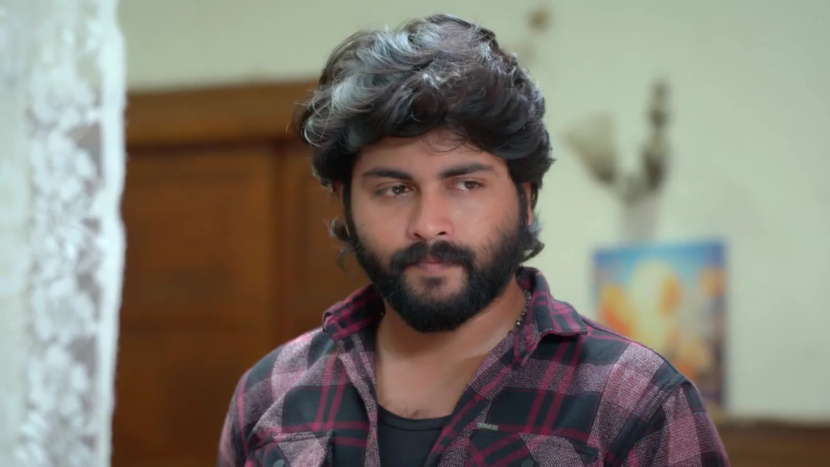 Ramachandran Asks Maaran to Leave the Room - Veera 