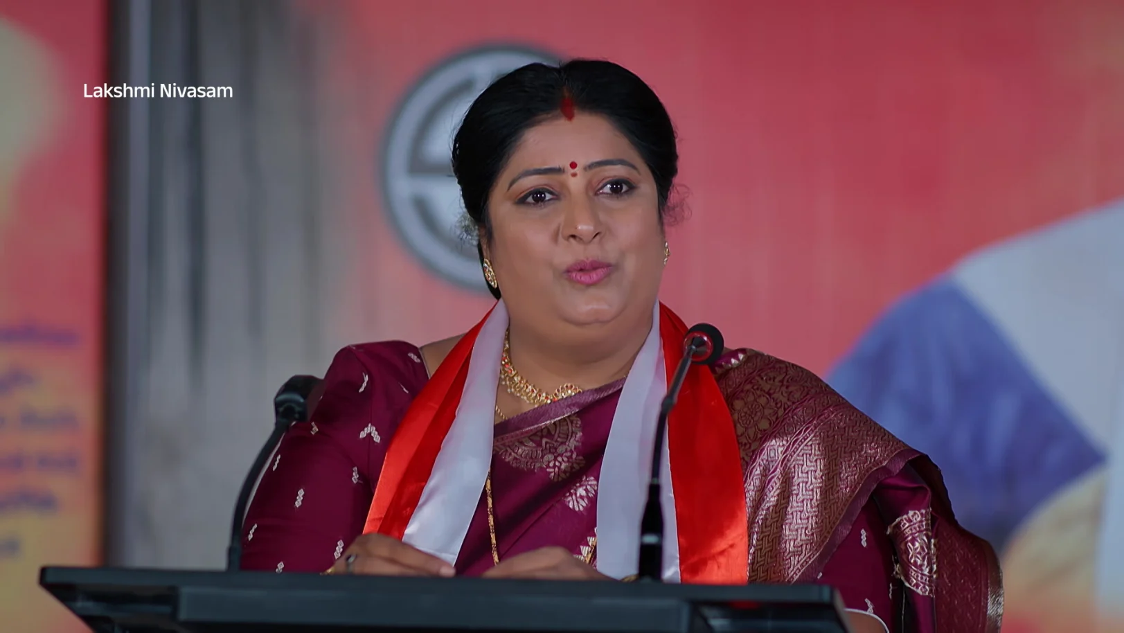 Tulasi Helps Visalakshi Attend the Political Rally - Lakshmi Nivasam - Promo