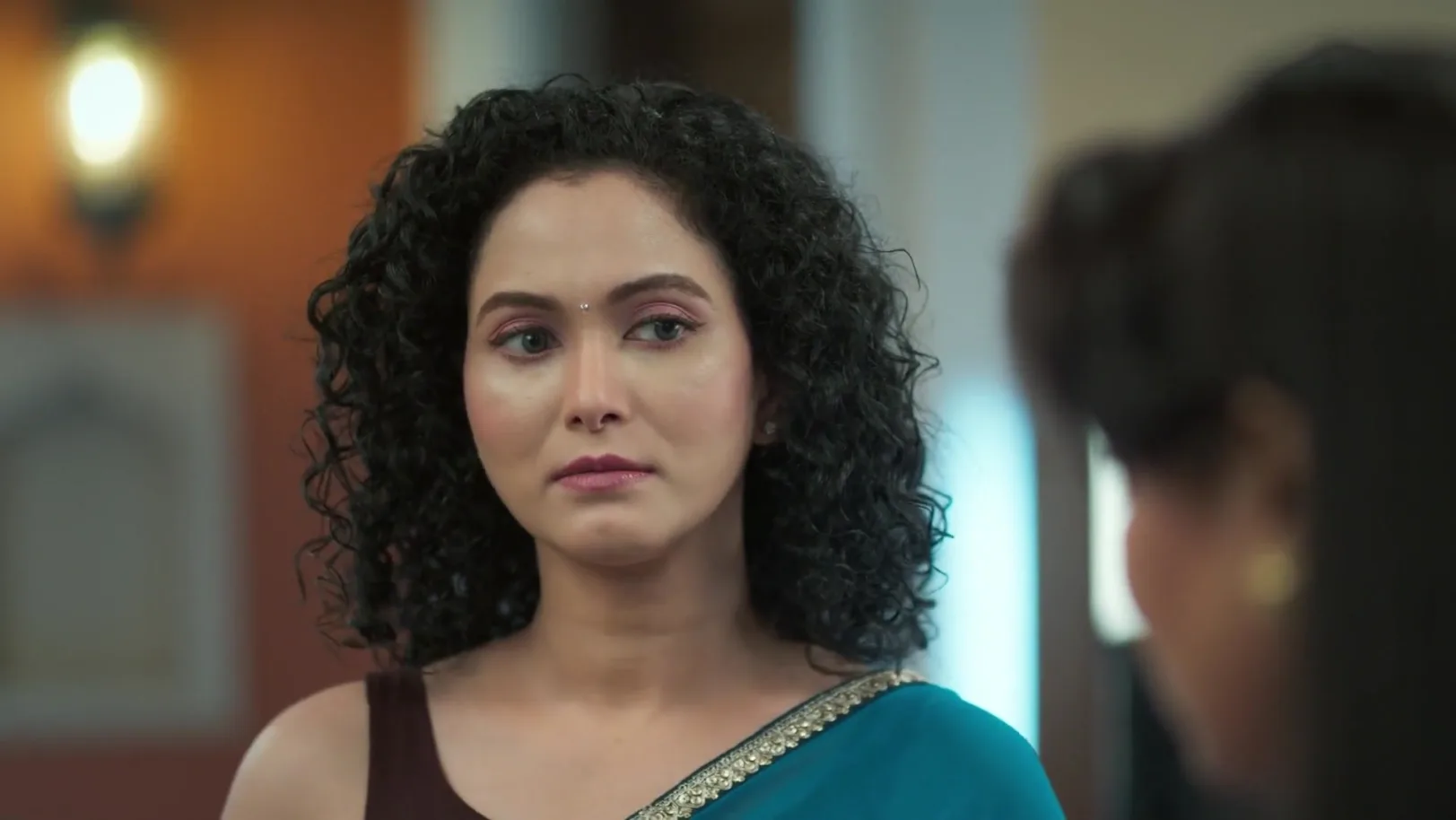 Sheena Informs Ritika's New Plan - Gharwali Pedwali Sheena Informs Ritika's New Plan - Gharwali Pedwali