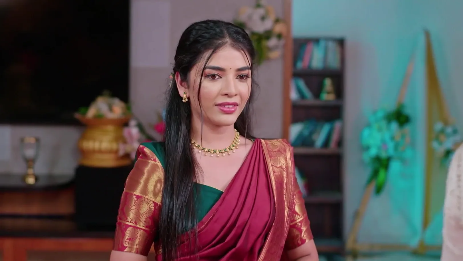 Sulochana Admires Karna 11th May 2026 Webisode Sulochana Admires Karna 11th May 2026 Webisode