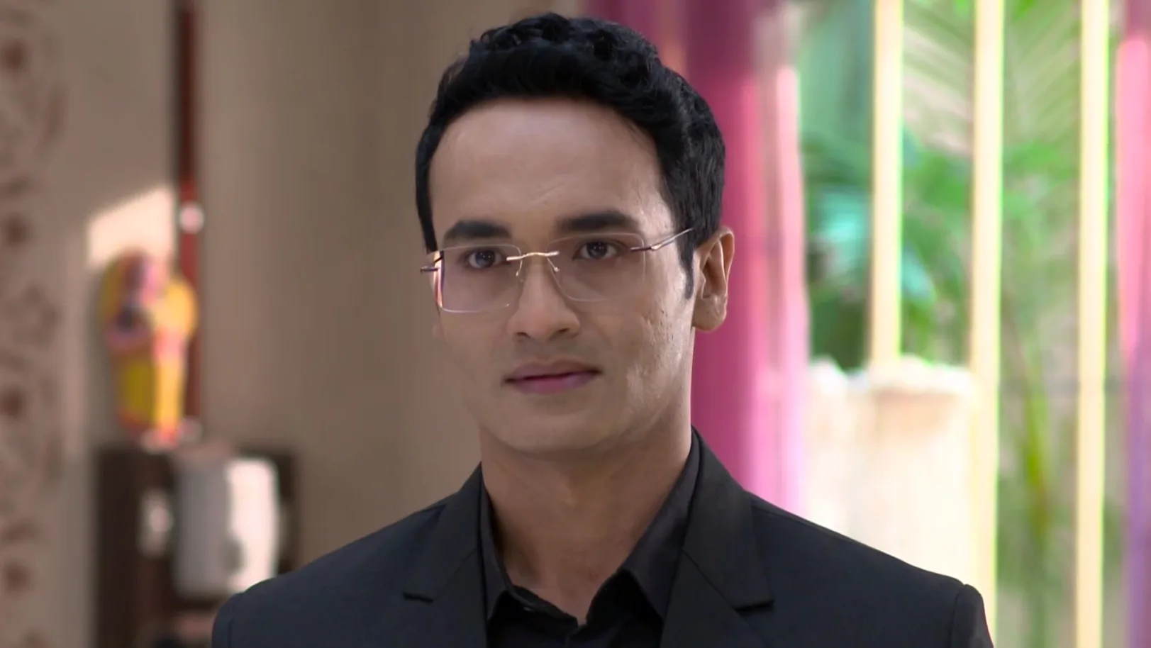 Aditya Buys Costly Gifts for Pallabi 22nd May 2026 Webisode Aditya Buys Costly Gifts for Pallabi 22nd May 2026 Webisode