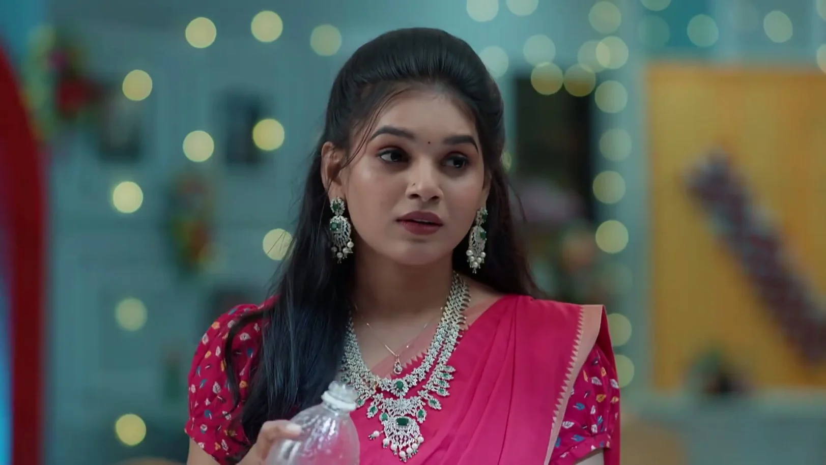 Auto Vijayashanthi - June 01, 2026 - Best Scene Auto Vijayashanthi - June 01, 2026 - Best Scene