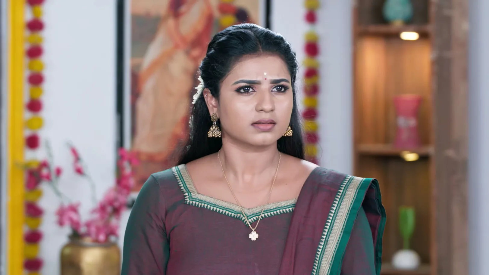 Karthigai Deepam - June 05, 2026 - Episode Spoiler