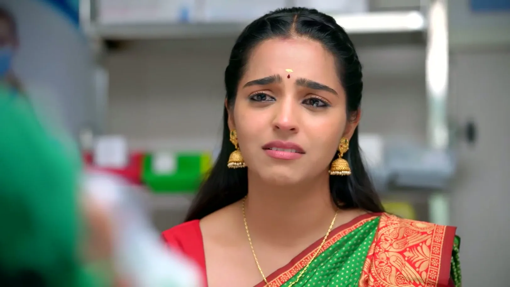 Meenakshi Pours Her Heart - Vaagai Sooda Vaa Meenakshi Pours Her Heart - Vaagai Sooda Vaa