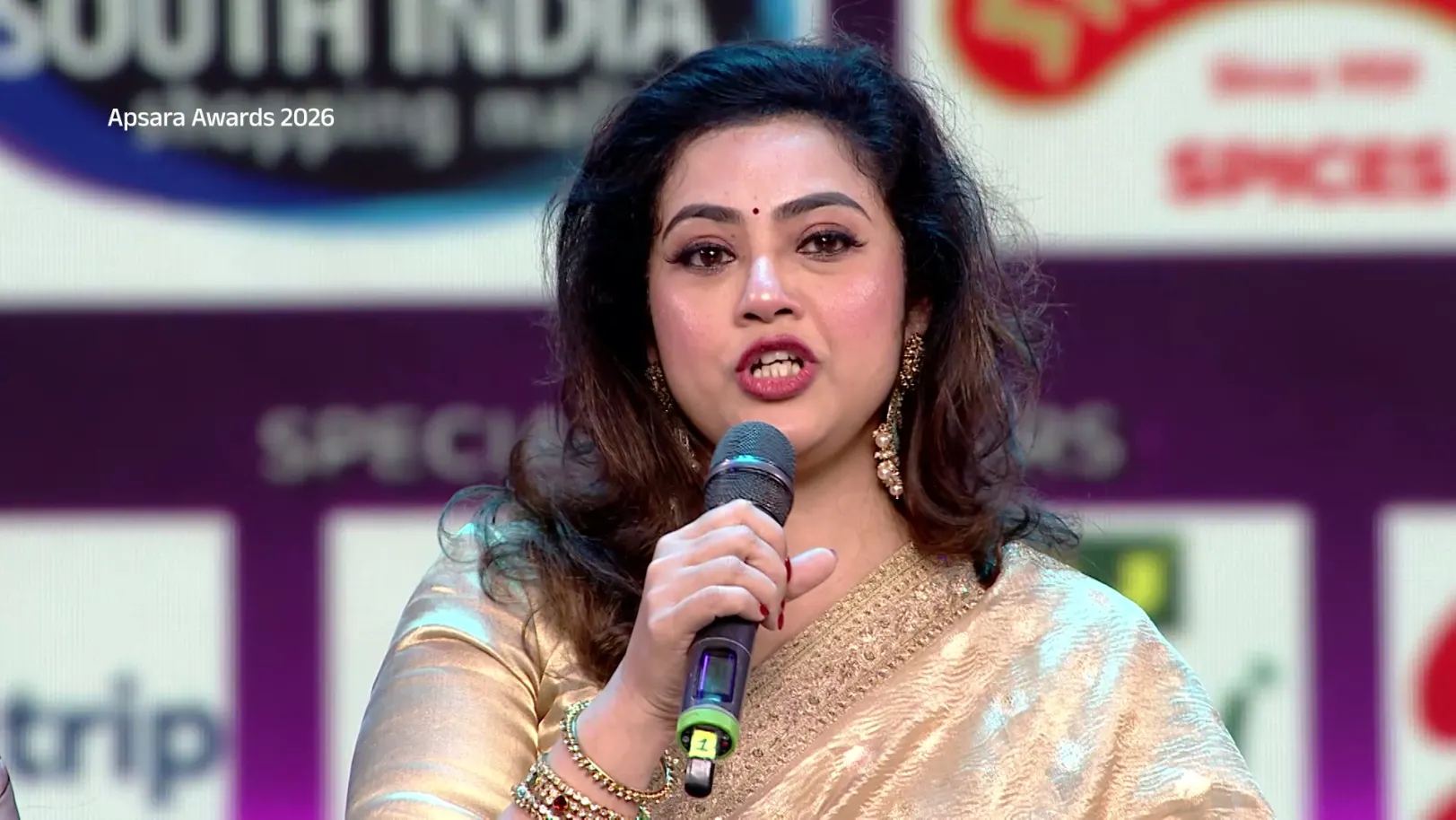 Meena Wins the Evergreen Dream Girl Award - Apsara Awards 2026 - Promo Meena Wins the Evergreen Dream Girl Award - Apsara Awards 2026 - Promo