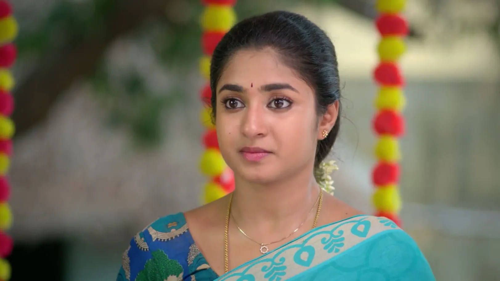 Indhu Offers Prayers for Karna 8th June 2026 Webisode