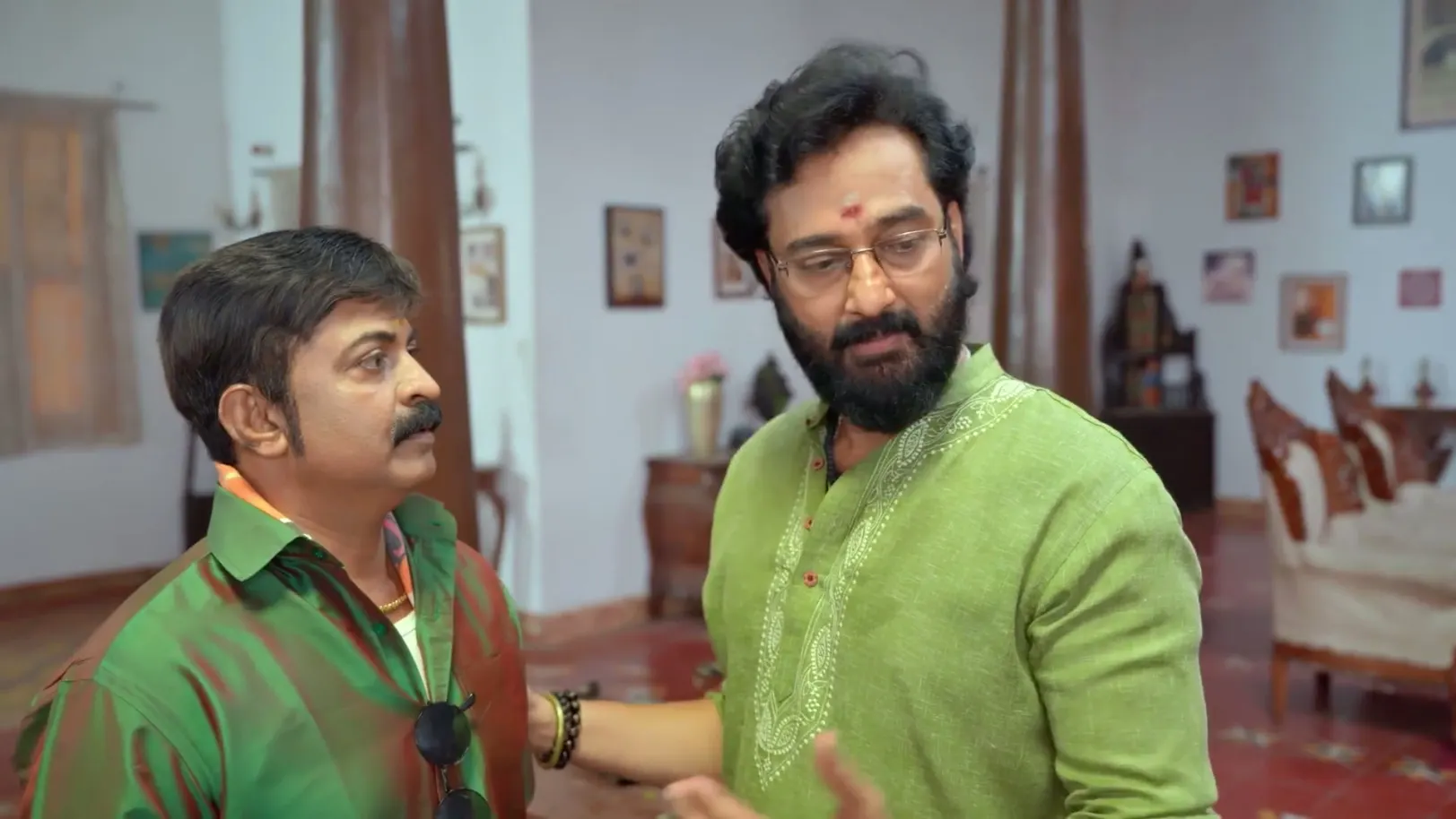 Raghuram Talks to Padma - Sandhya Raagam Raghuram Talks to Padma - Sandhya Raagam
