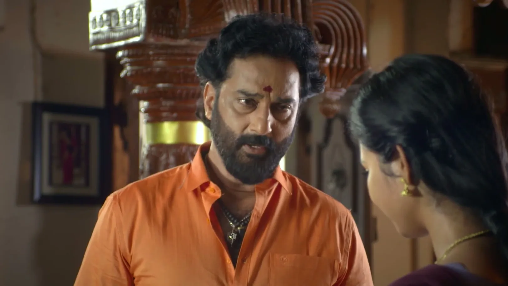 Raghuram Advises Sivaranjini - Sandhya Raagam Raghuram Advises Sivaranjini - Sandhya Raagam