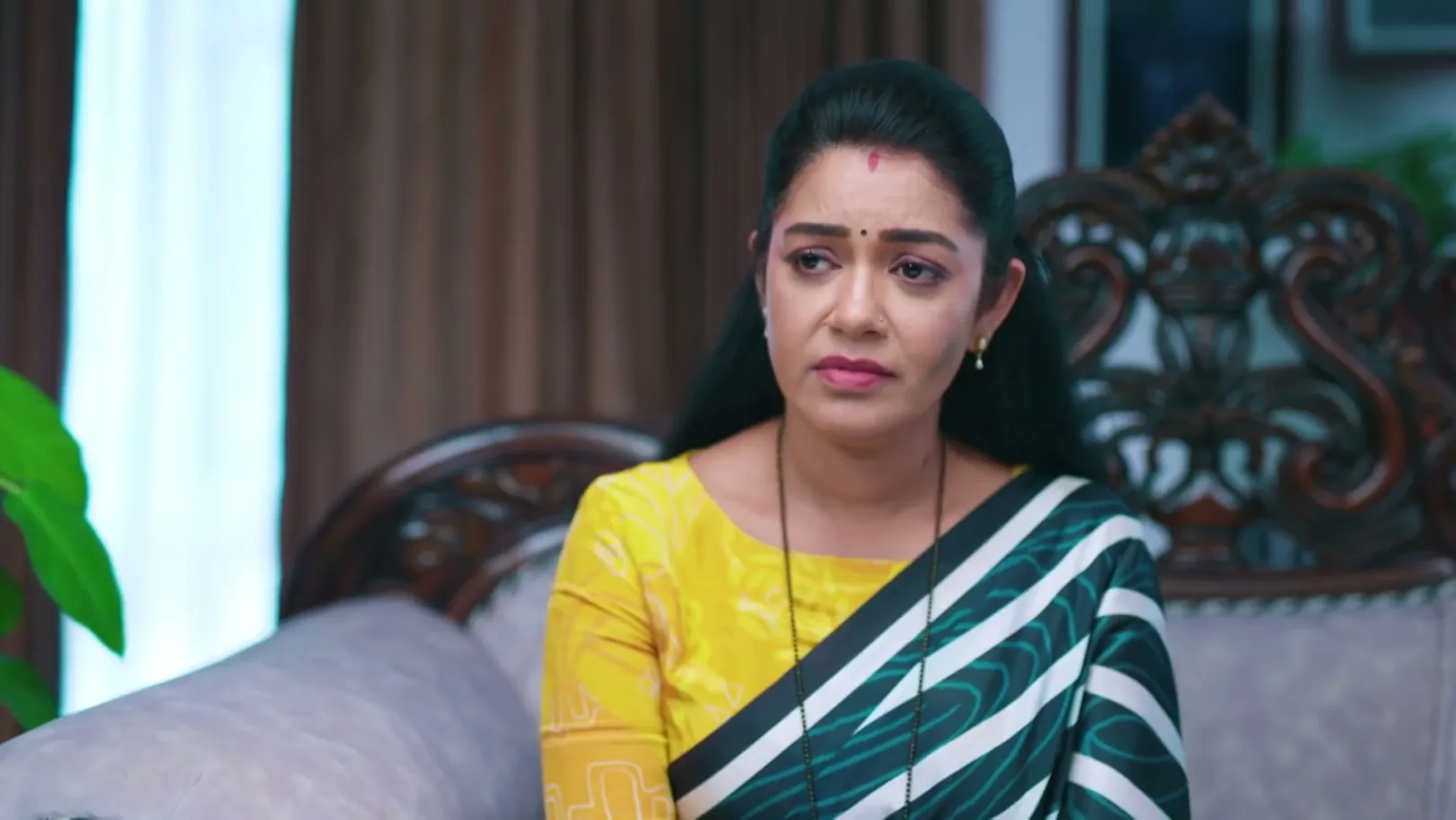 Goutham Started Getting Afraid - Amruthadhaare Goutham Started Getting Afraid - Amruthadhaare