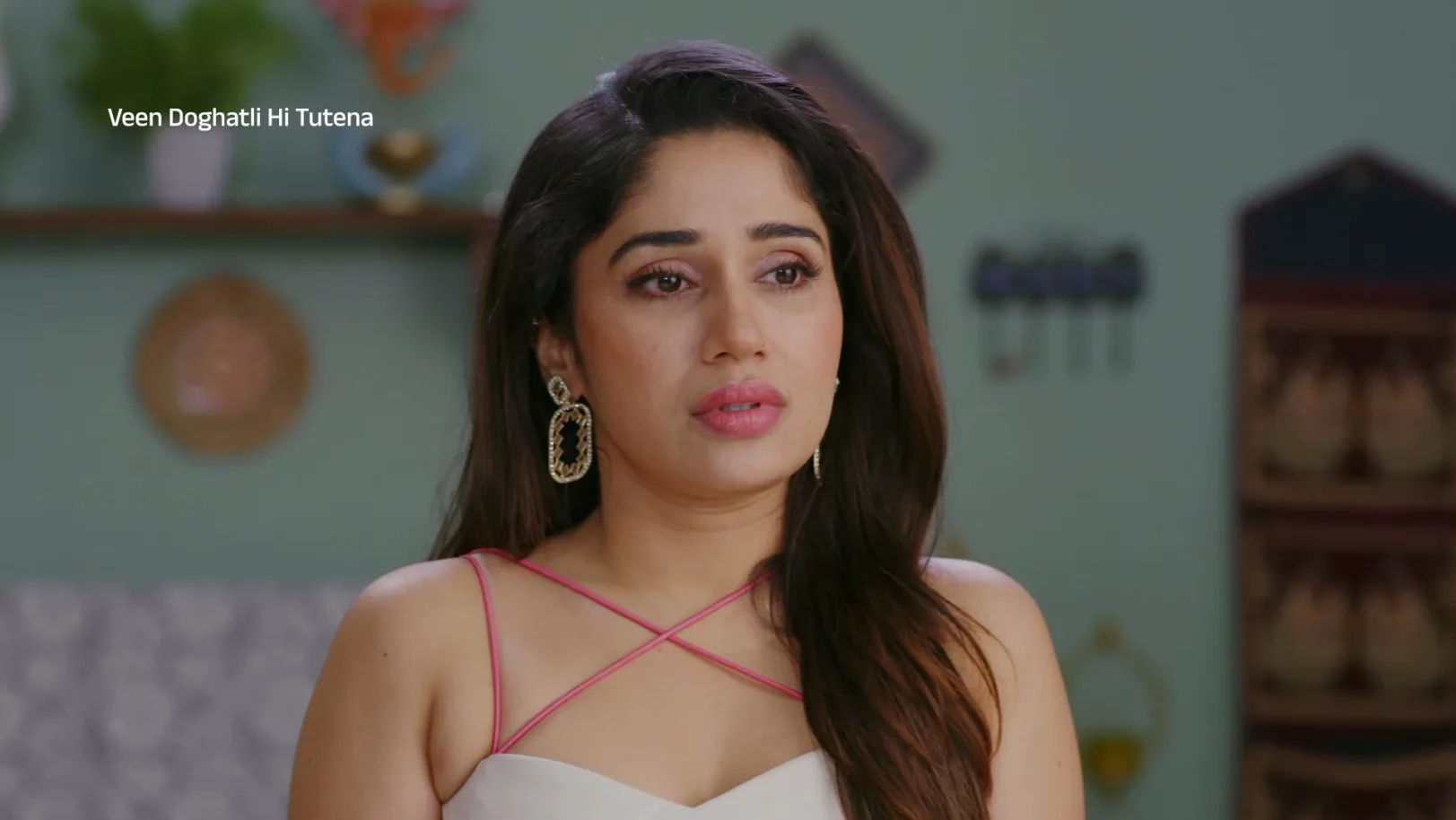 Swanandi Supports Adhira's Decision - Veen Doghatli Hi Tutena - Promo
