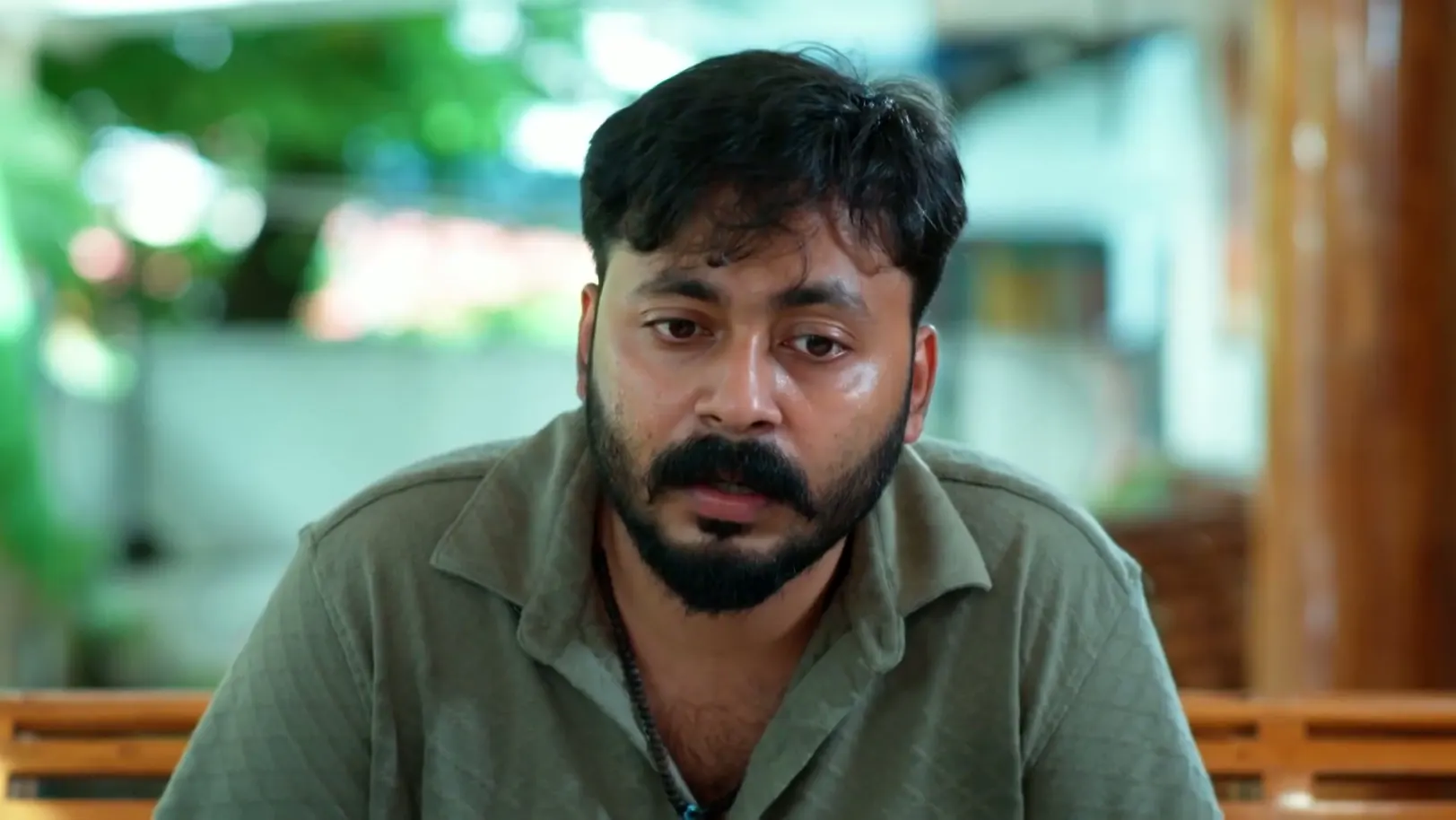 The Lawyer Tries to Convince Harish - Akale 
