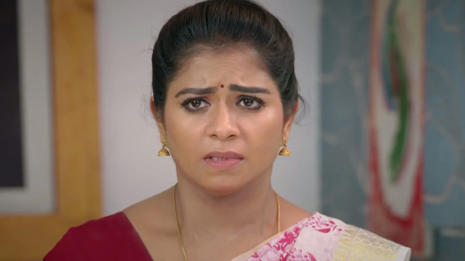 Kripakaran Rebukes the Women In the House 17th June 2026 Webisode