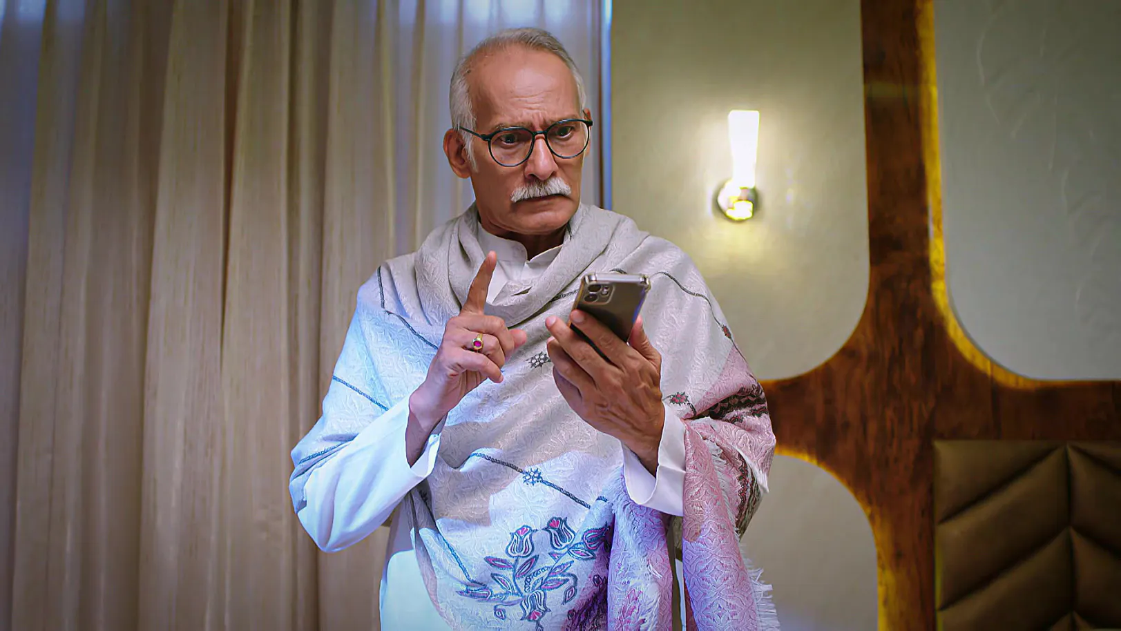 Jaishankar's Threat Shocks Dharmaraj - Adi Lakshmi Purana - Promo Jaishankar's Threat Shocks Dharmaraj - Adi Lakshmi Purana - Promo
