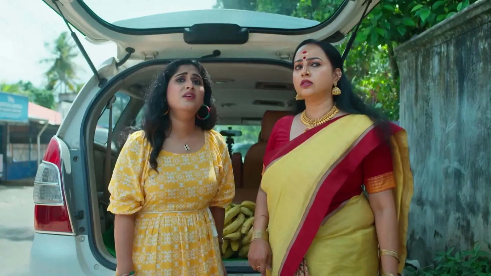 Kalpana's Uneasiness - Snehapoorvam Shyama Kalpana's Uneasiness - Snehapoorvam Shyama