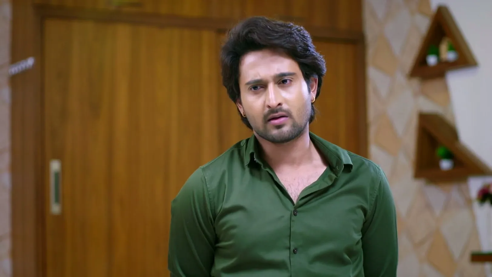 Chirag’s Suspicion Unsettles Disha - Brahmagantu Chirag’s Suspicion Unsettles Disha - Brahmagantu
