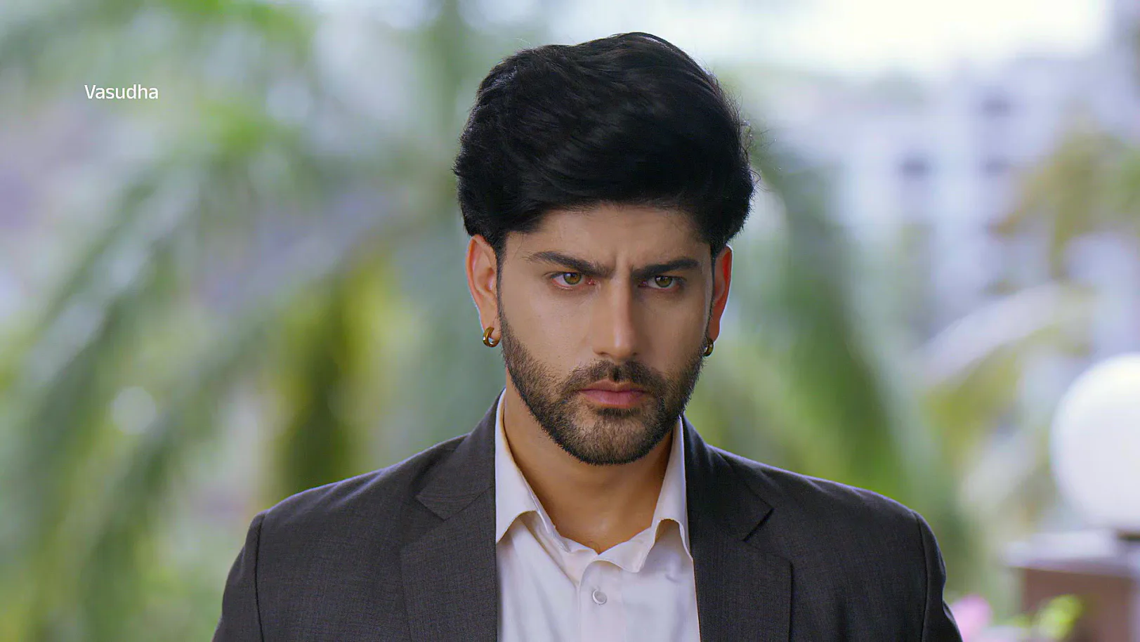 Will Samar’s Plot Shut Vasudha’s Business? - Vasudha - Promo