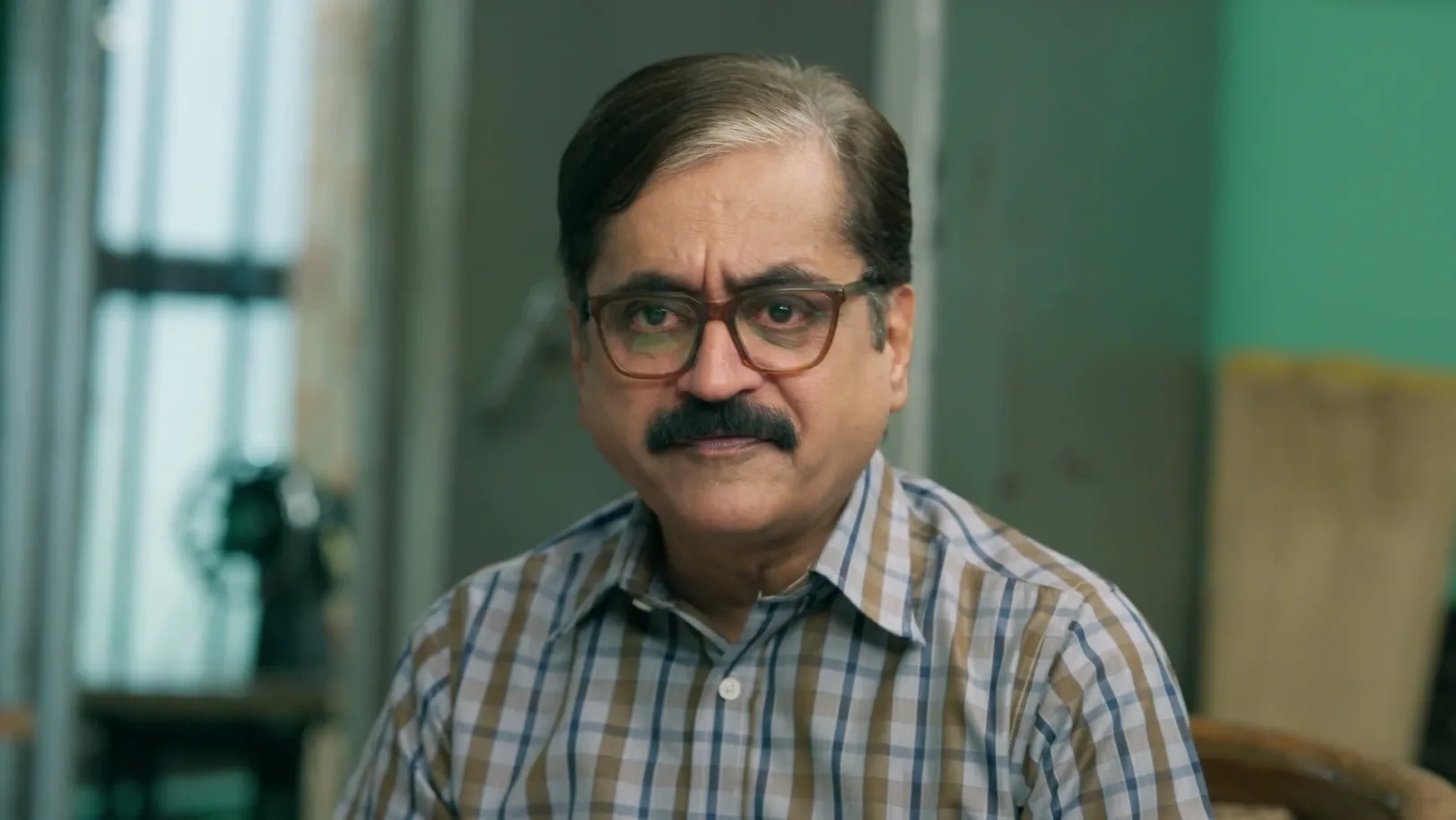 Gopal Is Surprised Seeing the Microwave - Tumm Se Tumm Tak 