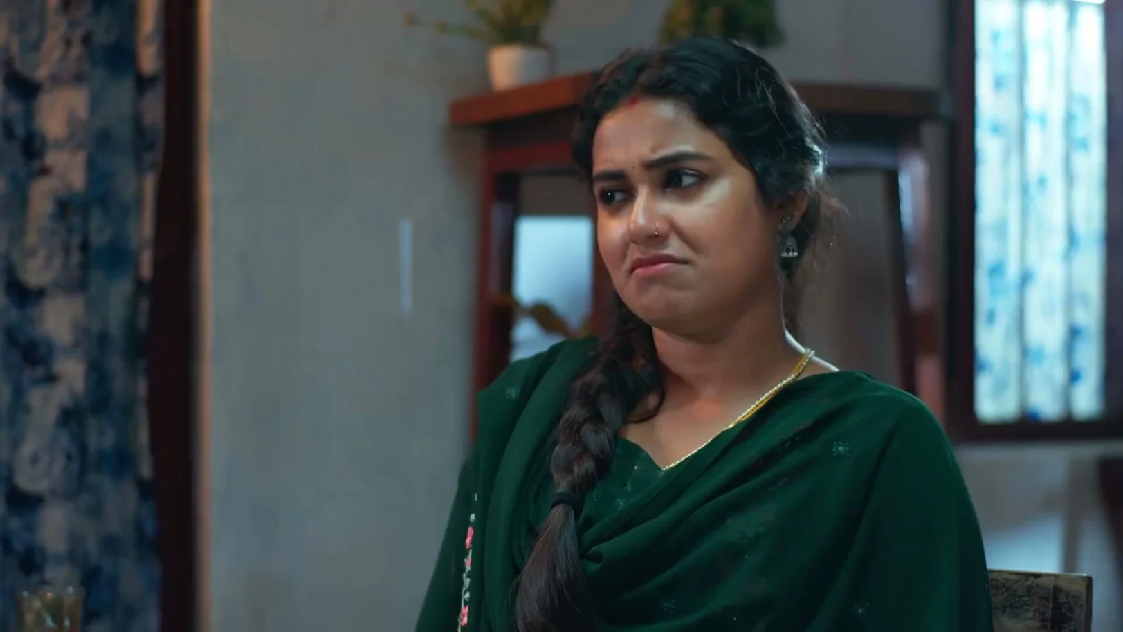 Radhika Gives Muthassi An Offer - Snehapoorvam Shyama Radhika Gives Muthassi An Offer - Snehapoorvam Shyama