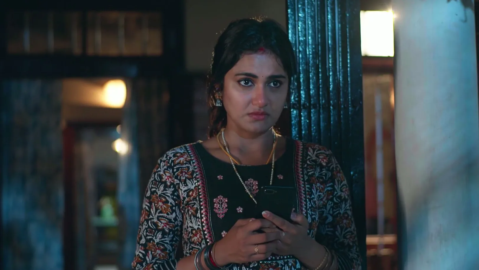 Radhika's Fear - Snehapoorvam Shyama Radhika's Fear - Snehapoorvam Shyama