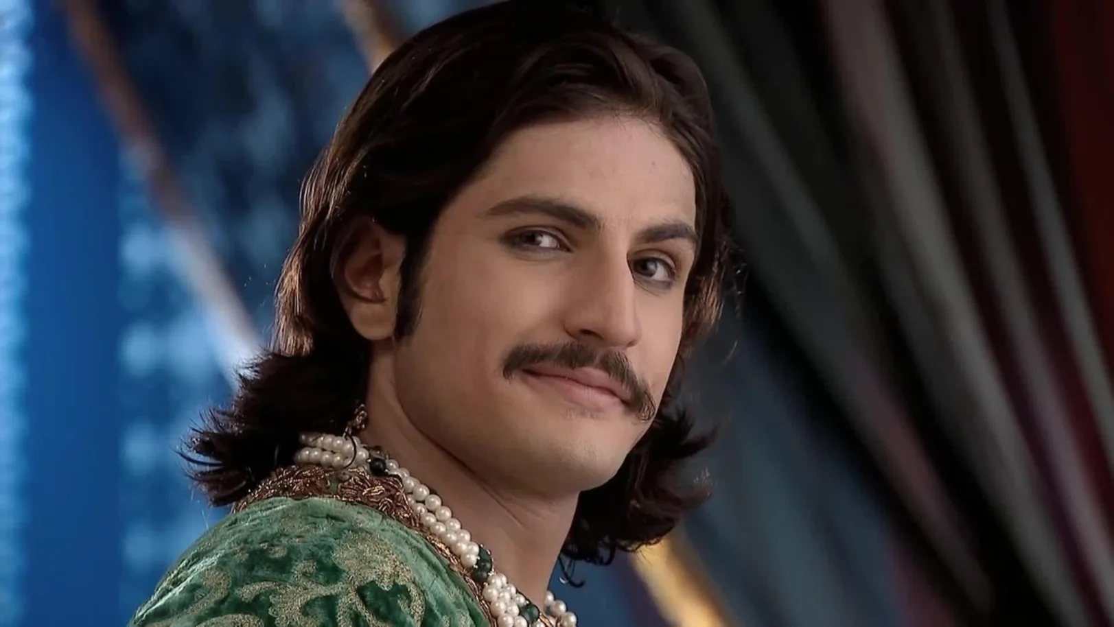 Ruqaiya checkmates Jalal - Jodha Akbar Episode 14