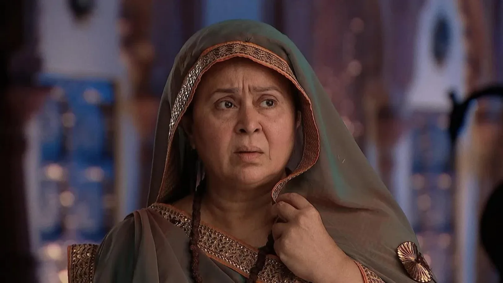 Mainawati tricks Suryabhan into marrying Jodha - Jodha Akbar Episode 15