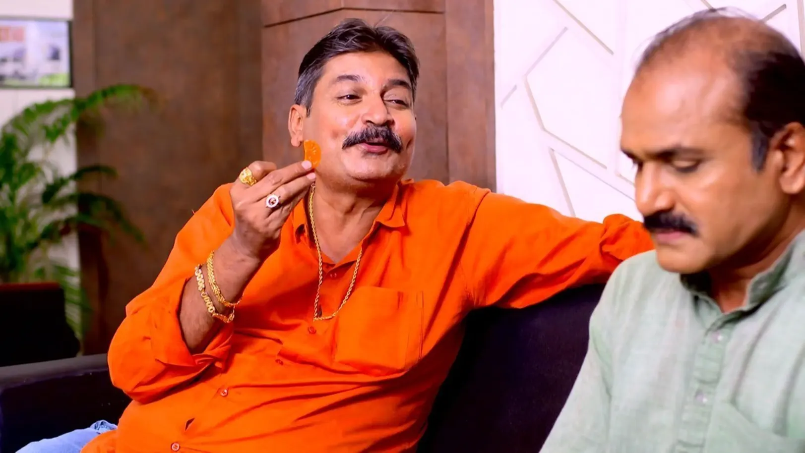 Rajan Meets Gunjal | Pahile Na Me Tula 