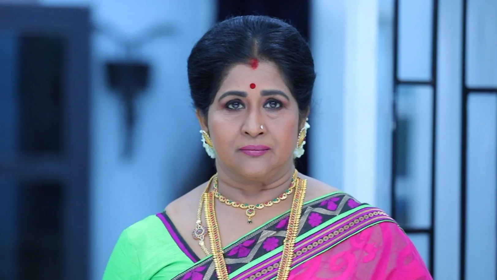 Endrendrum Punnagai - June 23, 2021 - Episode Spoiler