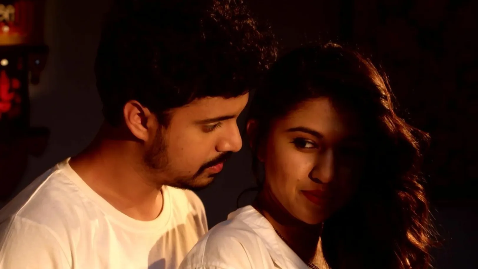 Sai and Aditya's Romantic Moments | Majha Hoshil Na 