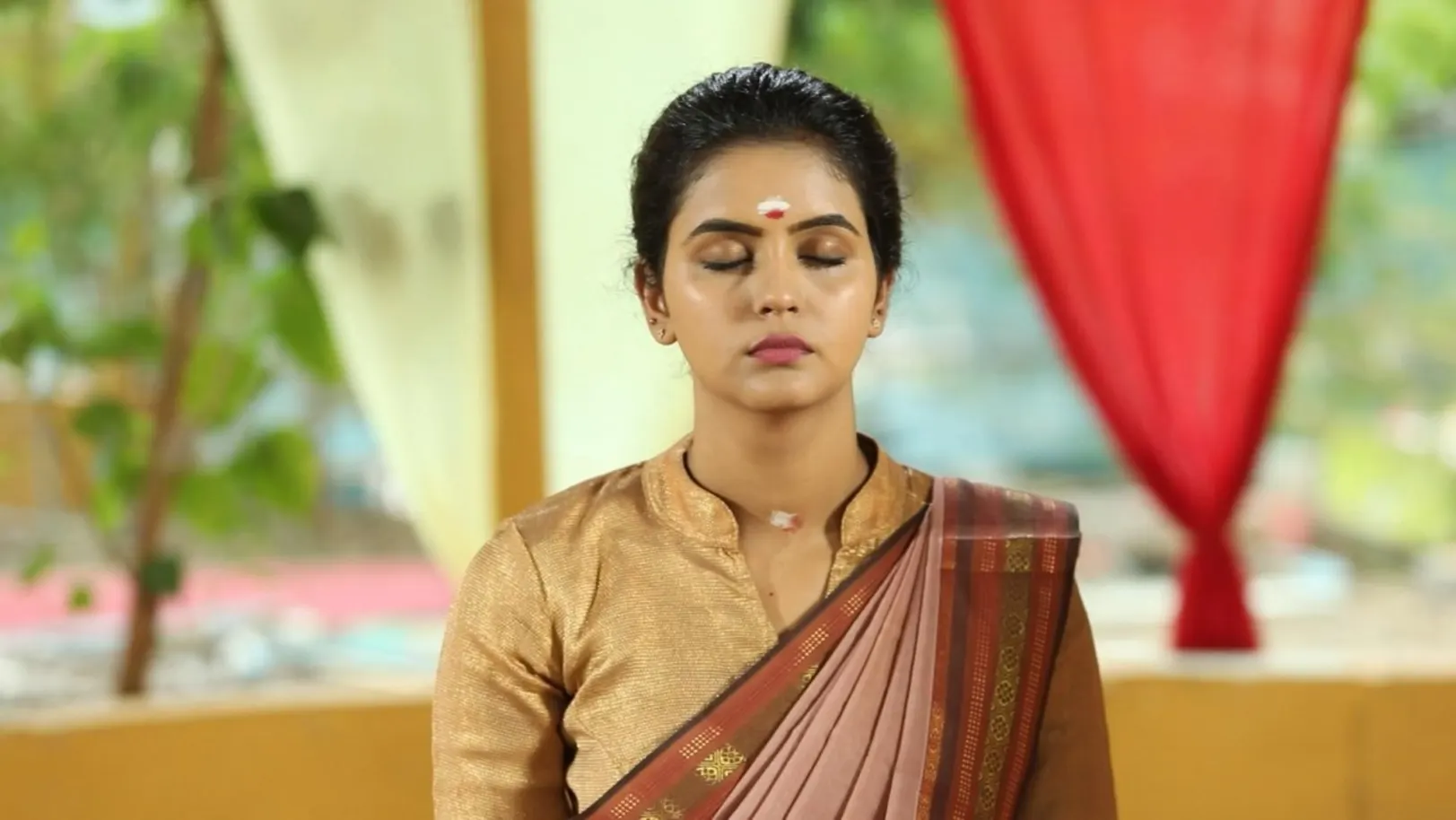 Pournami's behaviour surprises Kuttppan - Aranee Sundari Episode 358