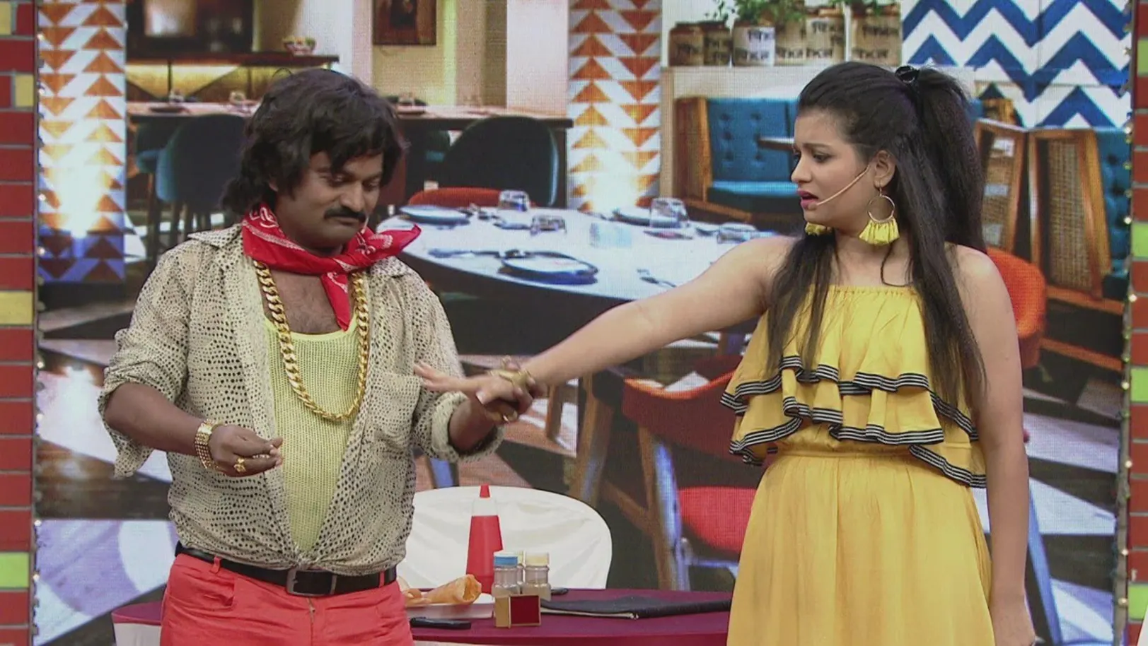 Advait, Praveen and Sharmila's entertaining skit 
